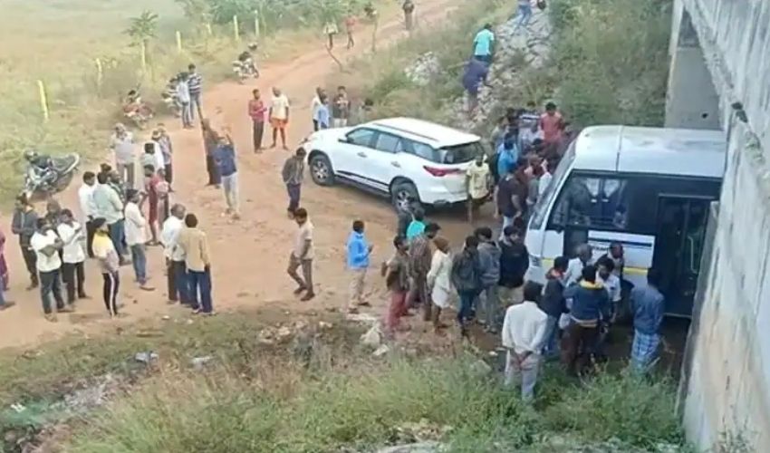 Disha encounter : సుప్రీంకోర్టులో “దిశ” కమిషన్ నివేదిక