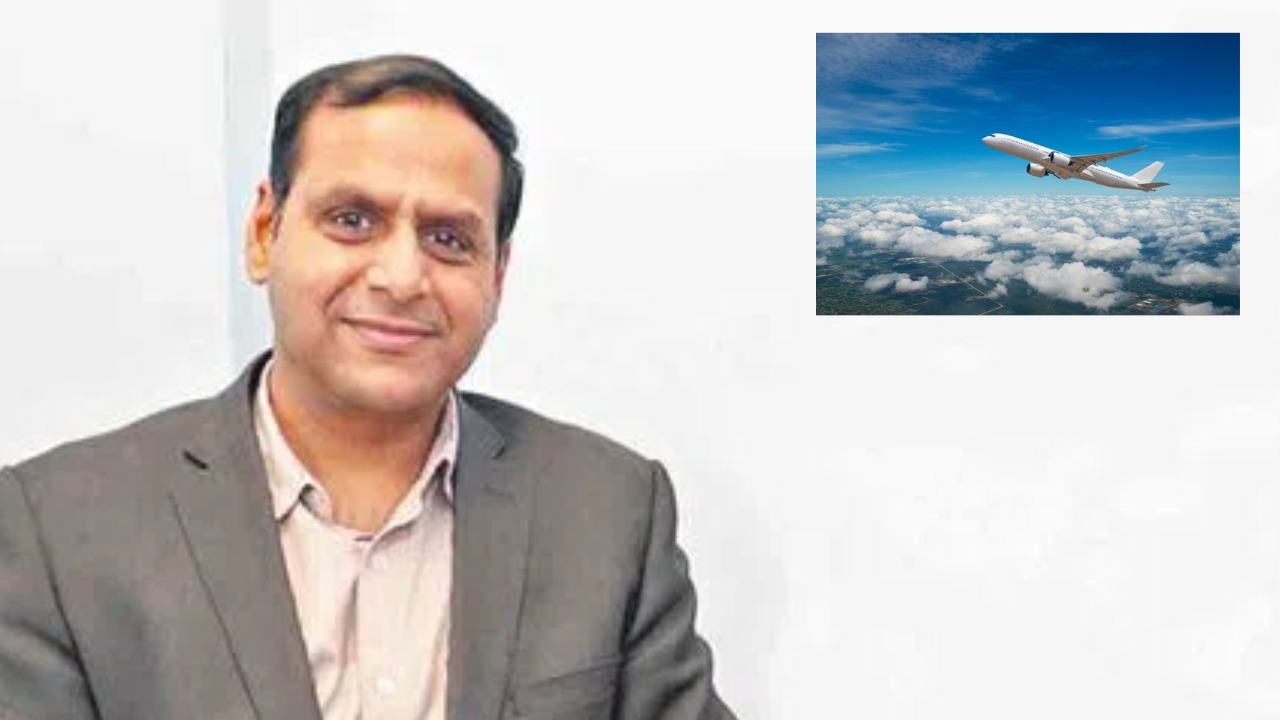 Airplane passenger heart attack : విమానంలో ప్రయాణిస్తున్న వ్యక్తికి రెండుసార్లు గుండె పోటు.. ప్రాణాలు కాపాడిన భారత సంతతి వైద్యుడు