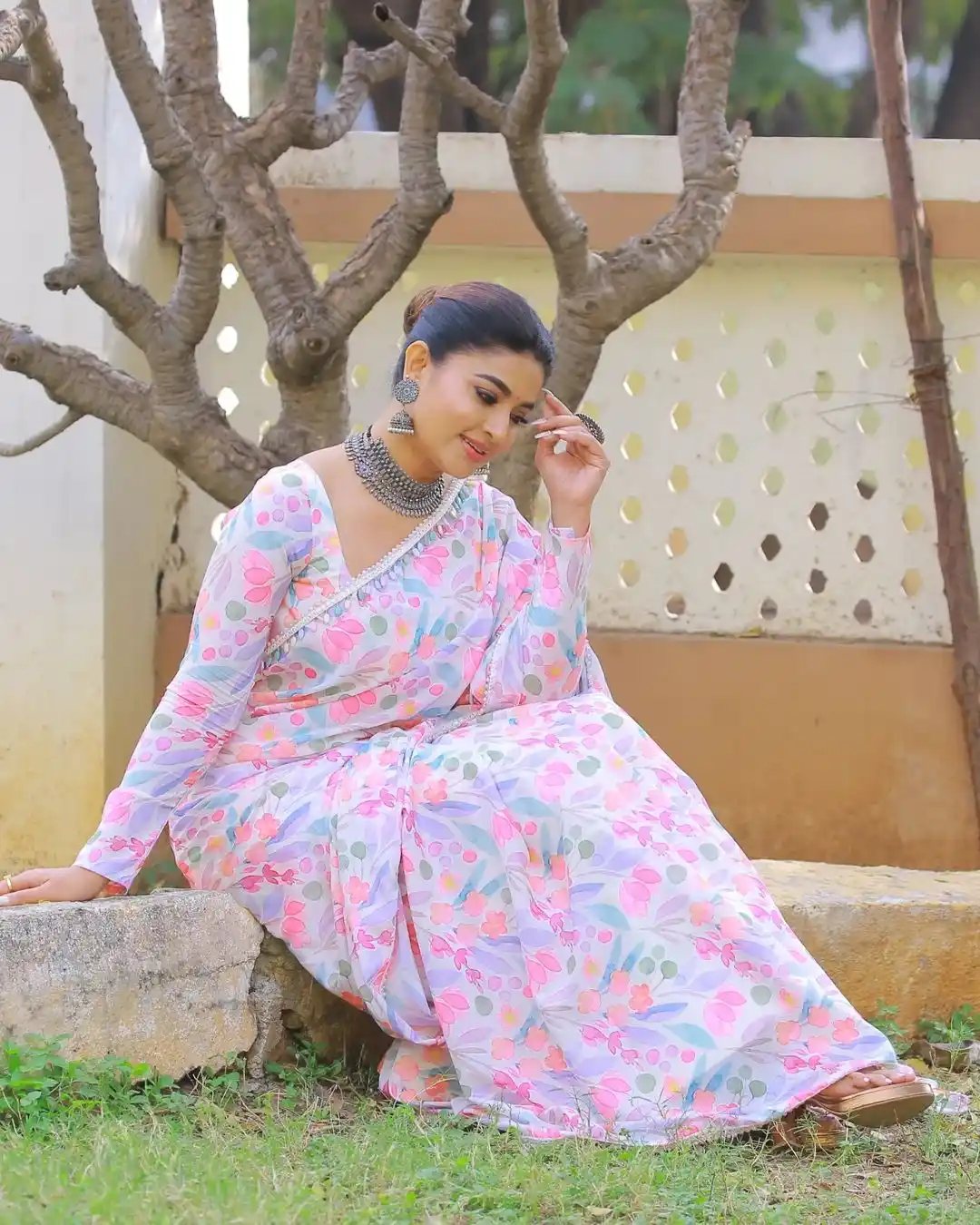 Actress Sneha Looks Gorgeous In Her Latest Pics