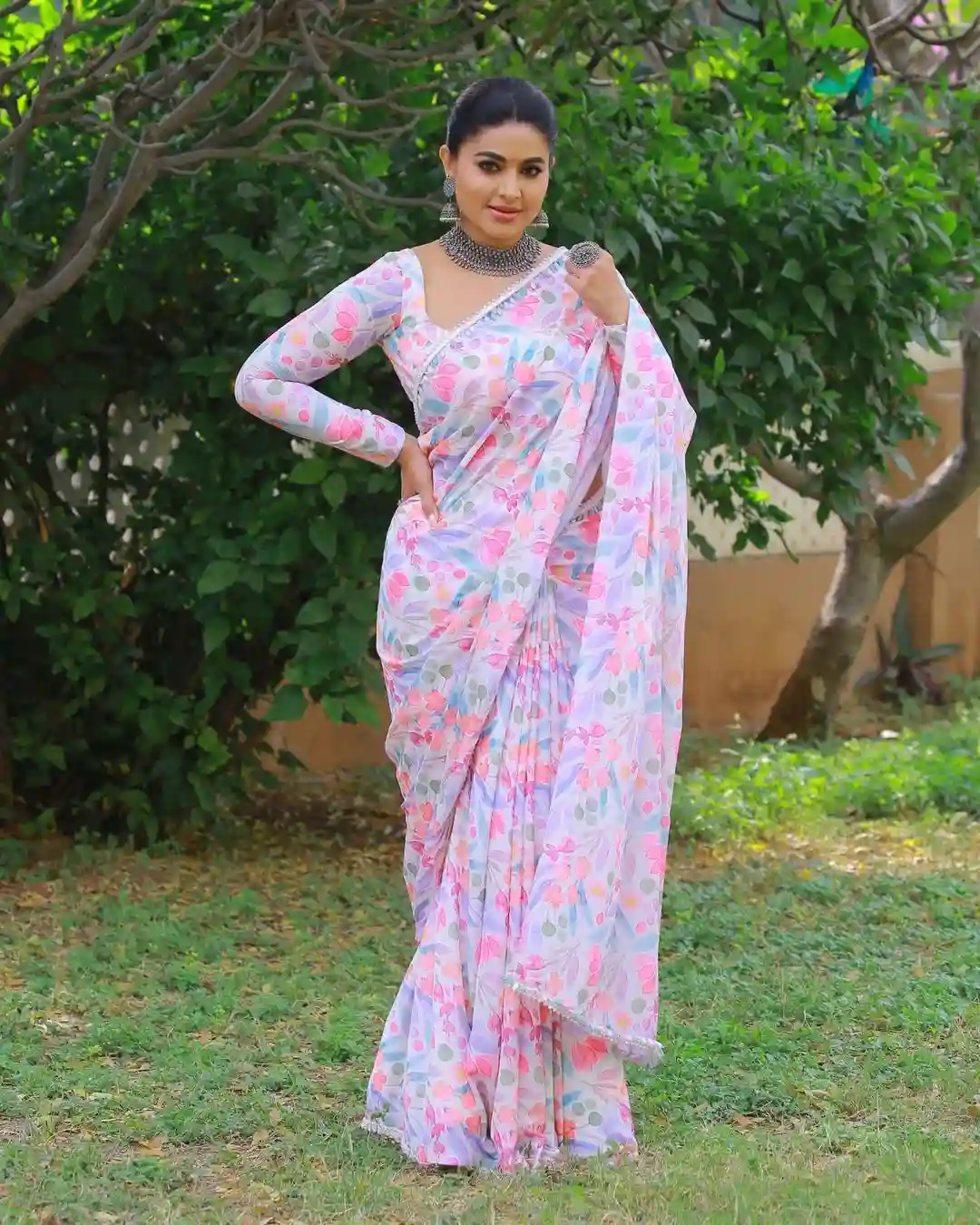 Actress Sneha Looks Gorgeous In Her Latest Pics