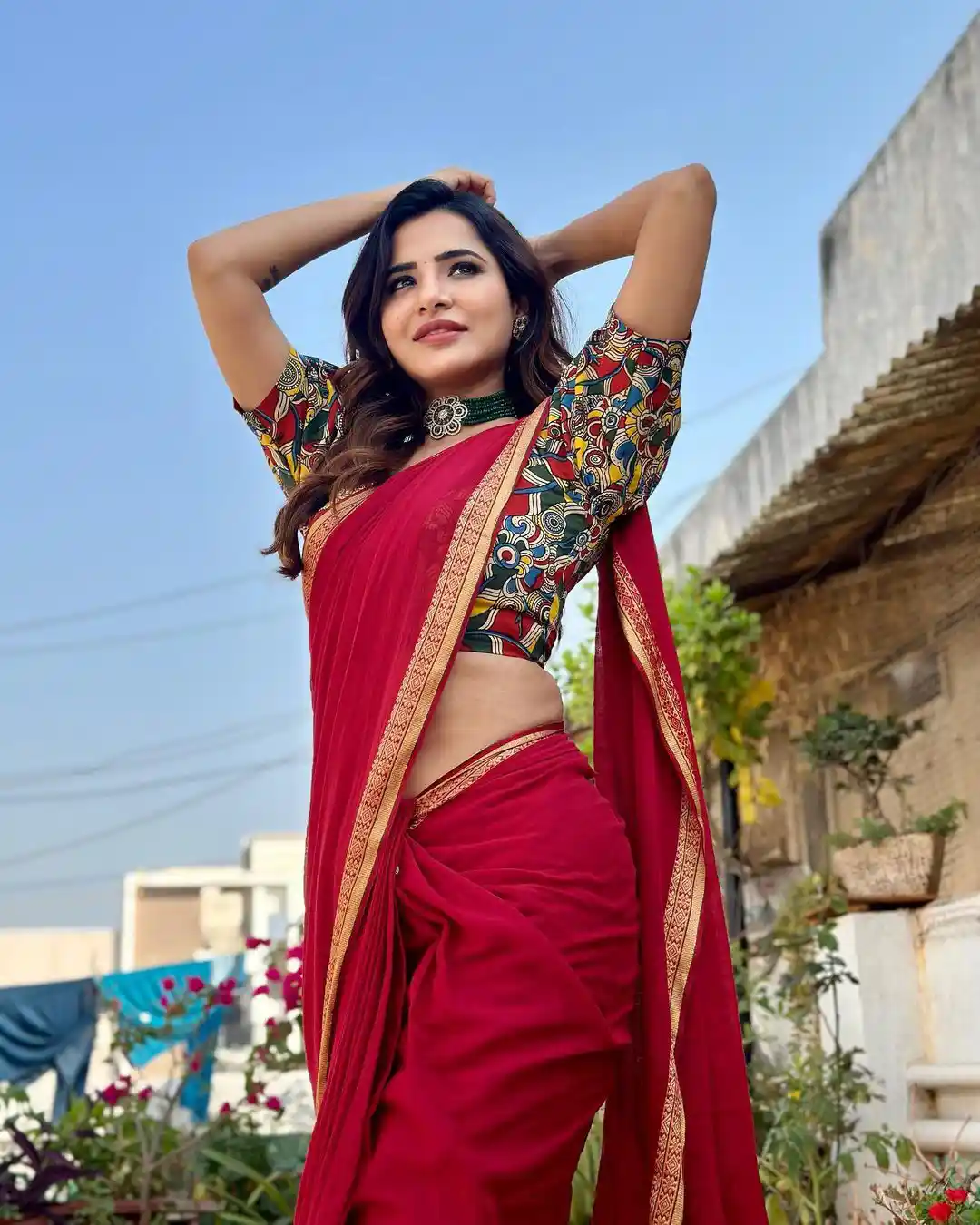 Ashu Reddy sankranthi special photos in Saree