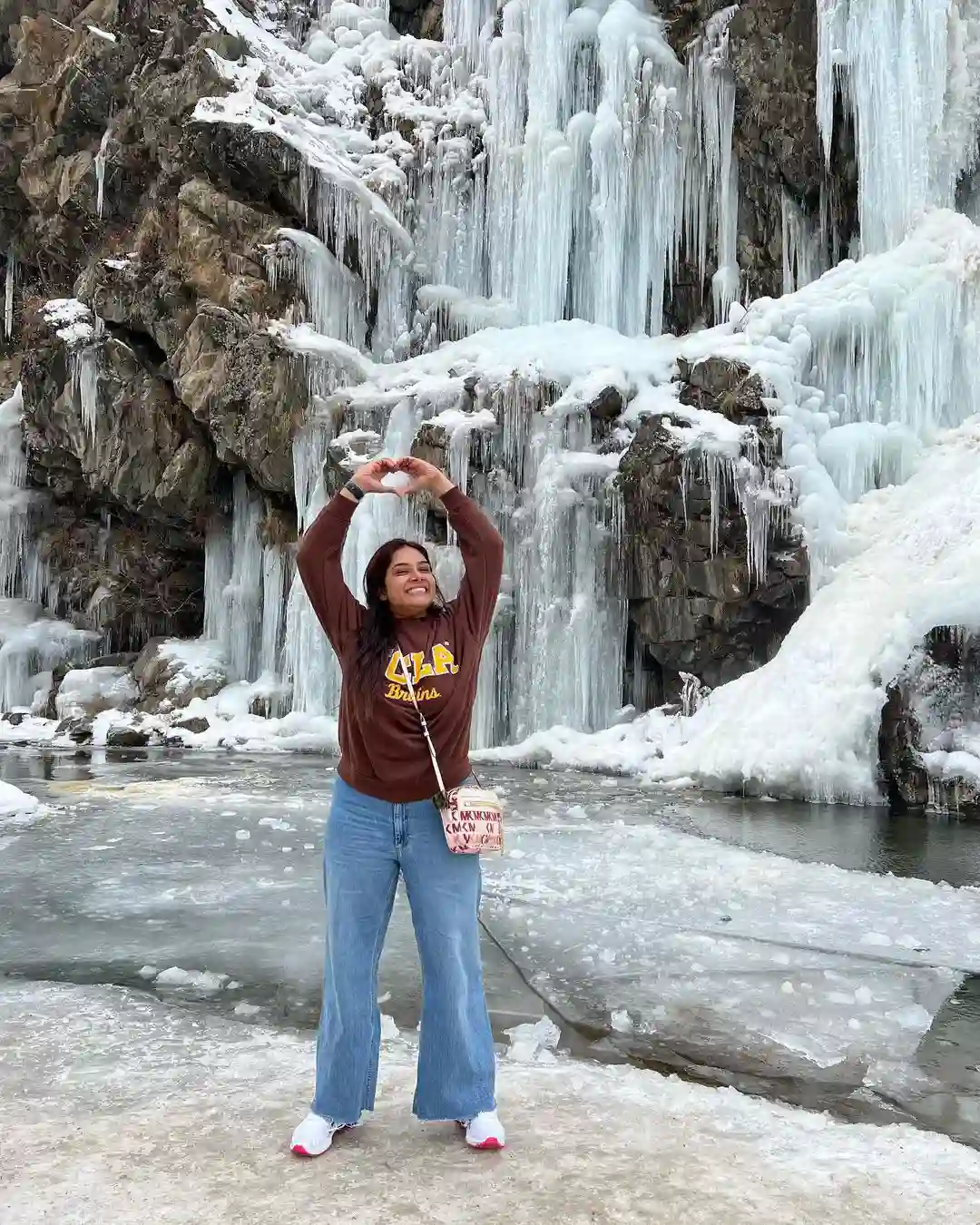 Hari Teja family vacation to kashmir