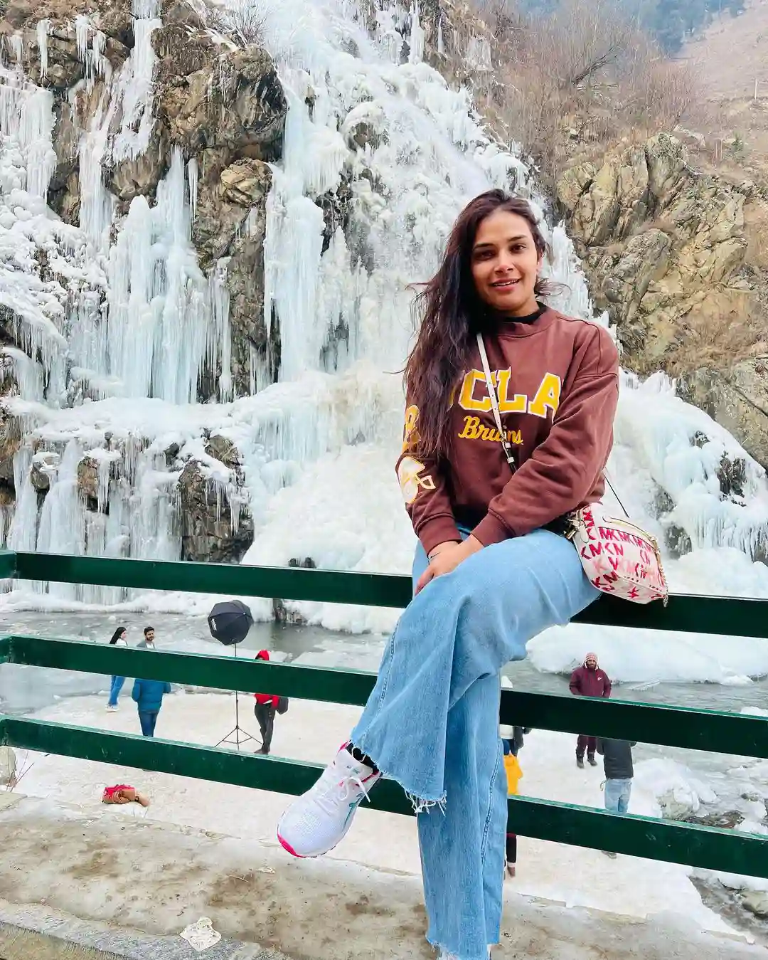 Hari Teja family vacation to kashmir