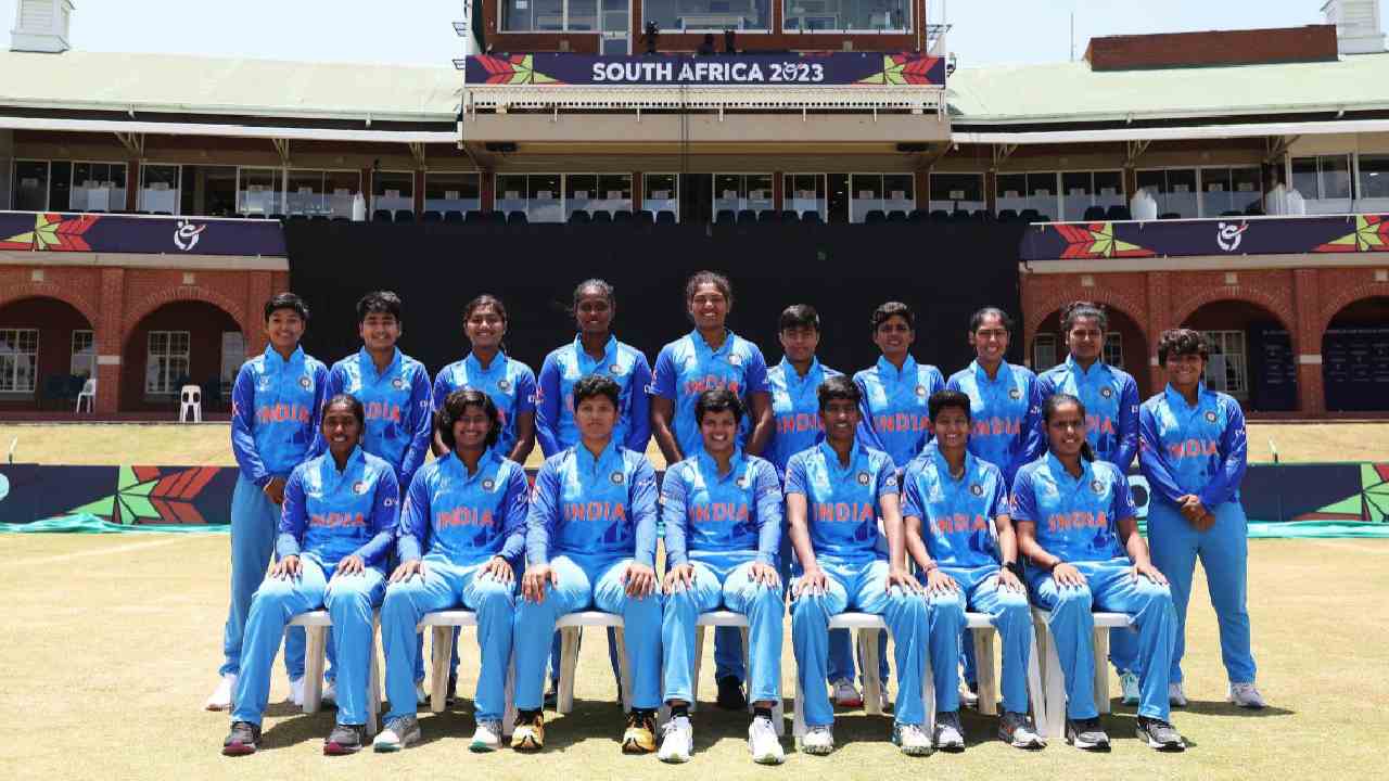 India Women U19: మహిళల అండర్-19 టీ20 ప్రపంచ కప్ ఫైనల్.. 68 పరుగులకే ఇంగ్లండ్ ఆలౌట్.. భారత టార్గెట్ 69
