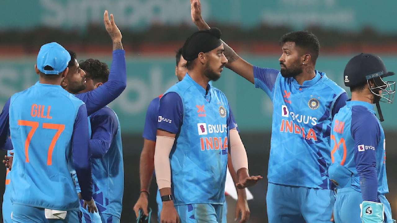 India vs New Zealand: తొలి టీ20లో ముగిసిన న్యూజిలాండ్ ఇన్నింగ్స్.. భారత టార్గెట్ 177