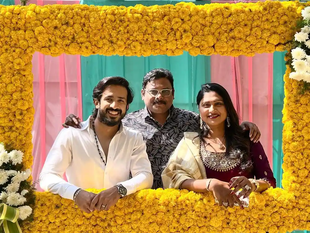 Jabardasth Rakesh Jordar Sujatha Engagement Photos