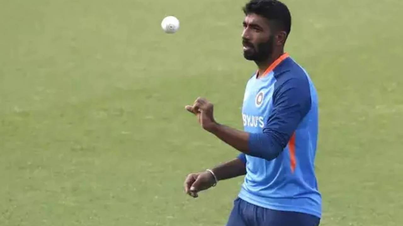 India vs Srilanka ODI Series: శ్రీలంకతో వన్డే సిరీస్ ప్రారంభానికి ముందు టీమిండియాకు షాక్.. కీలక ప్లేయర్ ఔట్..!