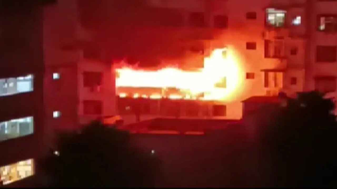 Jharkhand Apartment Fire Accident : అపార్ట్‌మెంట్‌లో భారీ అగ్నిప్రమాదం.. 14మంది సజీవదహనం