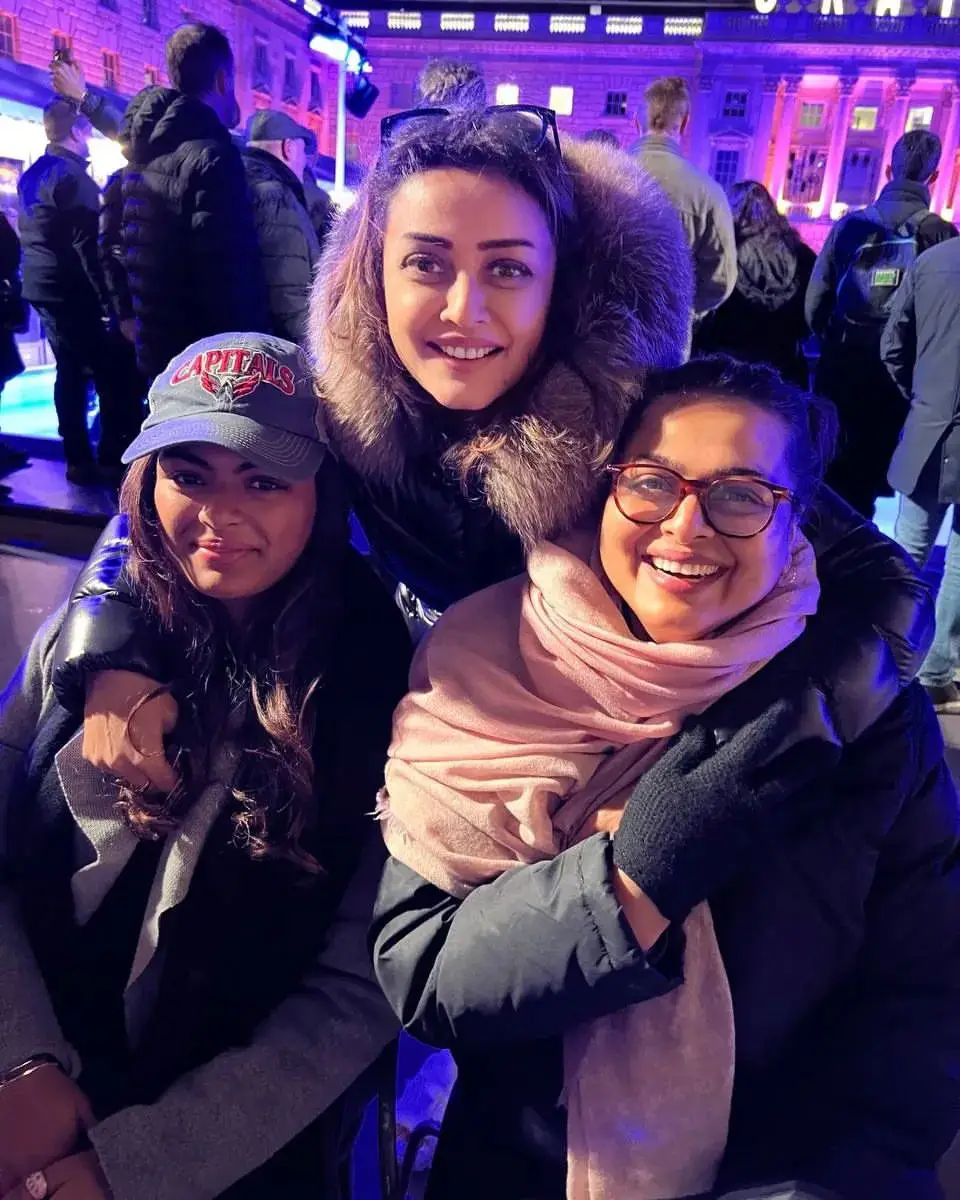Mahesh family New Year Celebrations in London