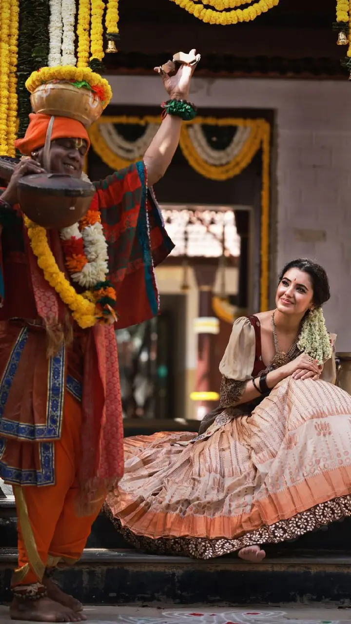 Malvika Sharma Sankranthi Special Photoshoot