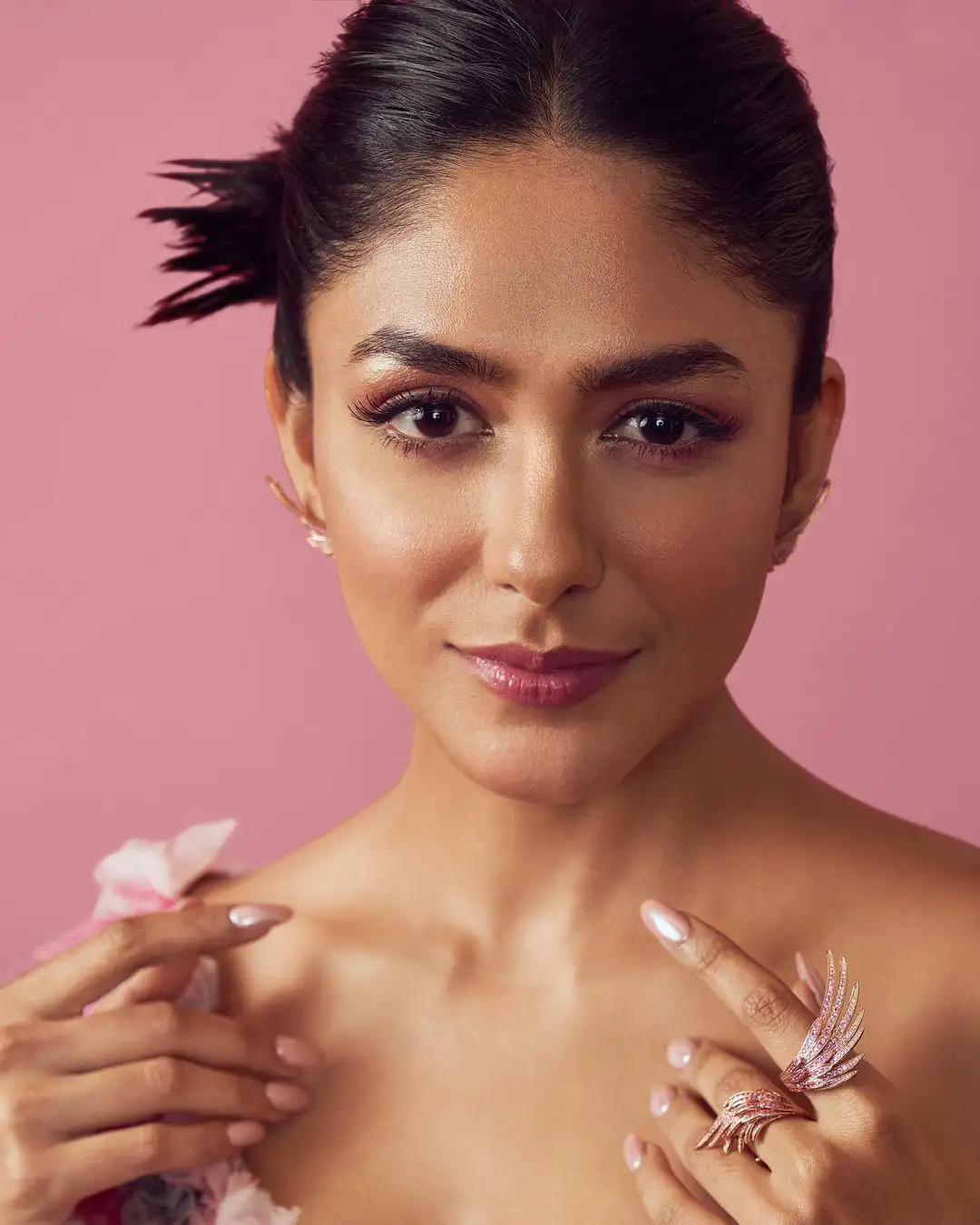 Mrunal Thakur photos in special designing Flower Dress