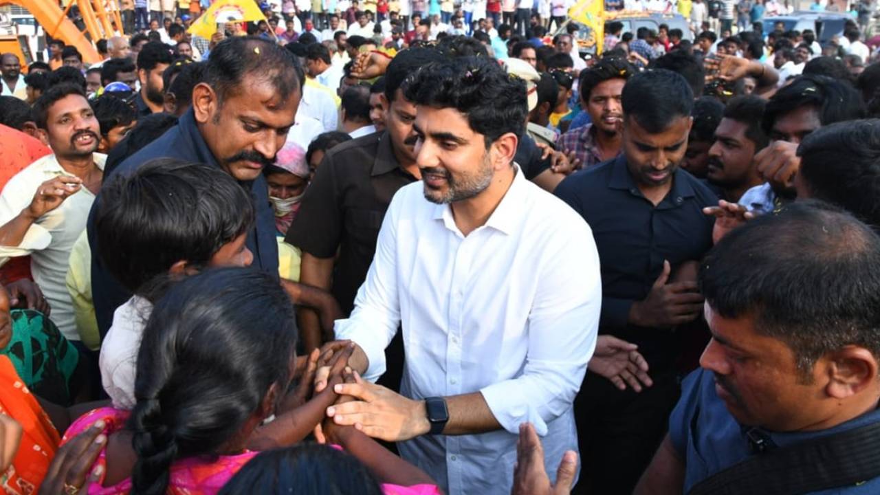 Nara Lokesh padayatra : నారా లోకేశ్‌ ‘యువగళం’ పాదయాత్ర ప్రారంభం.. భారీగా తరలివచ్చిన టీడీపీ శ్రేణులు