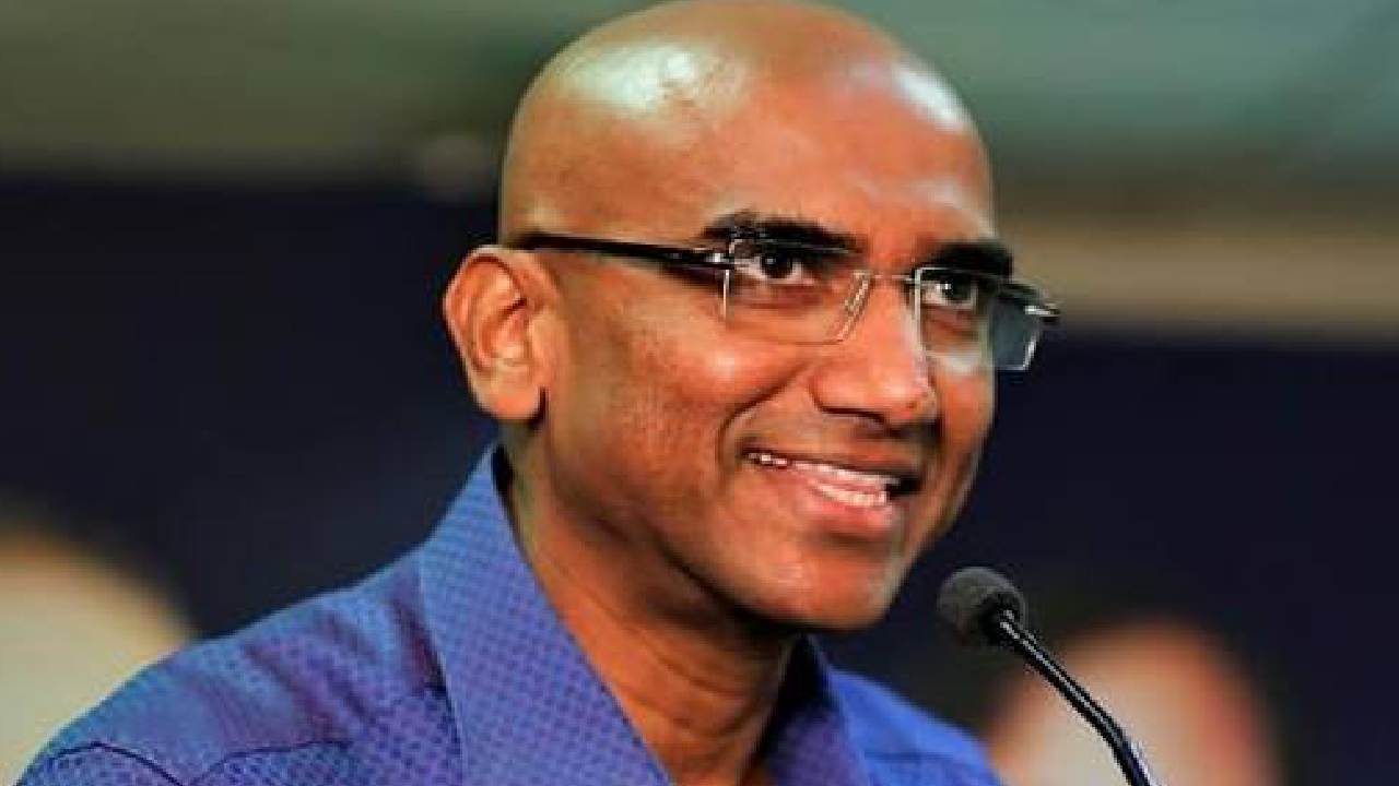 RS Praveen Kumar: ప్రభుత్వాలు నా ఐ ఫోన్‌ను హ్యాక్ చేస్తున్నాయి.. యాపిల్ సంస్థ తెలిపింది: ఆర్ఎస్ ప్రవీణ్ కుమార్