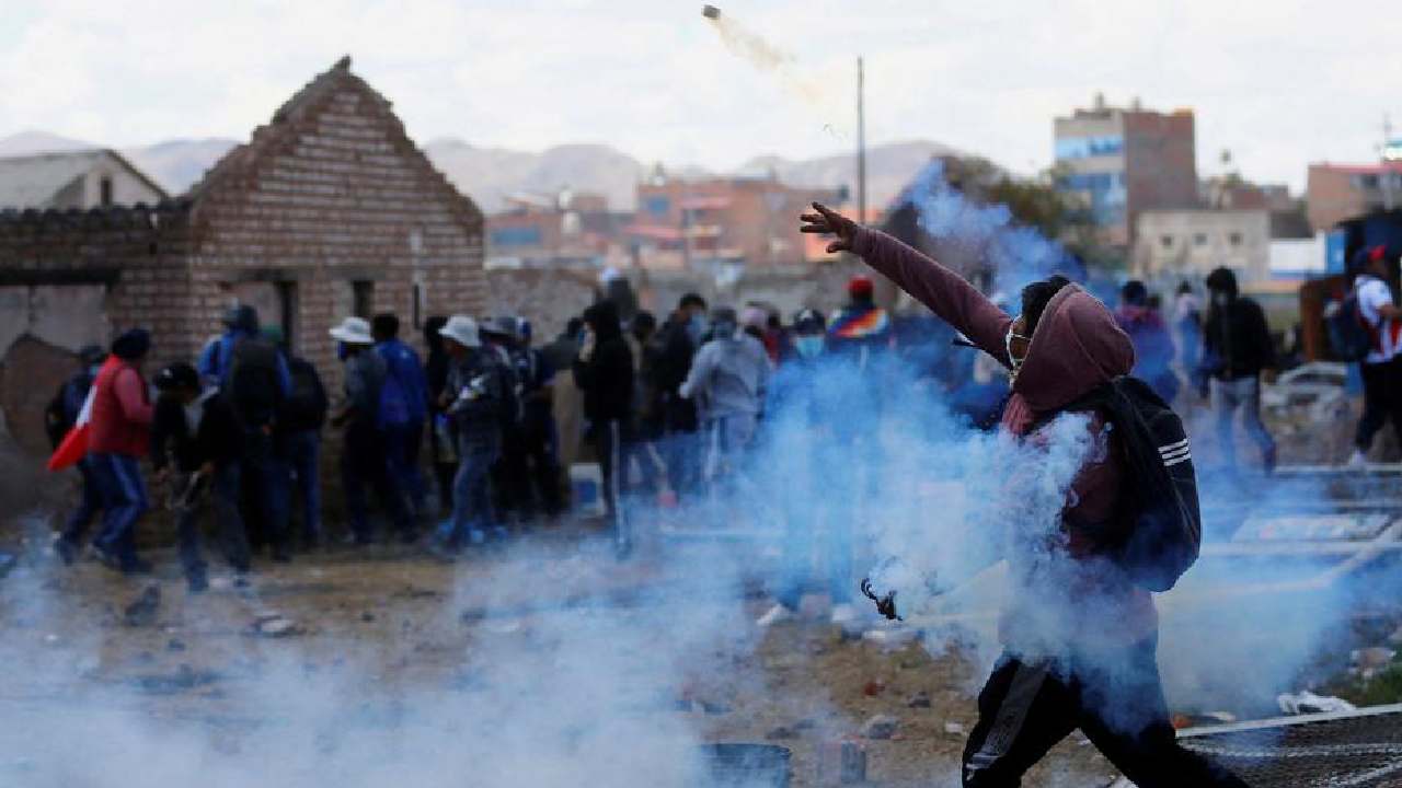 Peru violence: పెరులో హింసాత్మక ఘటనలు.. 17 మంది మృతి.. రాత్రి వేళల్లో కర్ఫ్యూ