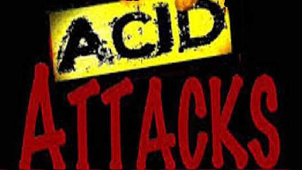 Neighbours attack man with acid: పెంపుడు కుక్క కోసం యాసిడ్‌తో పొరుగింటి వారిపై దాడి