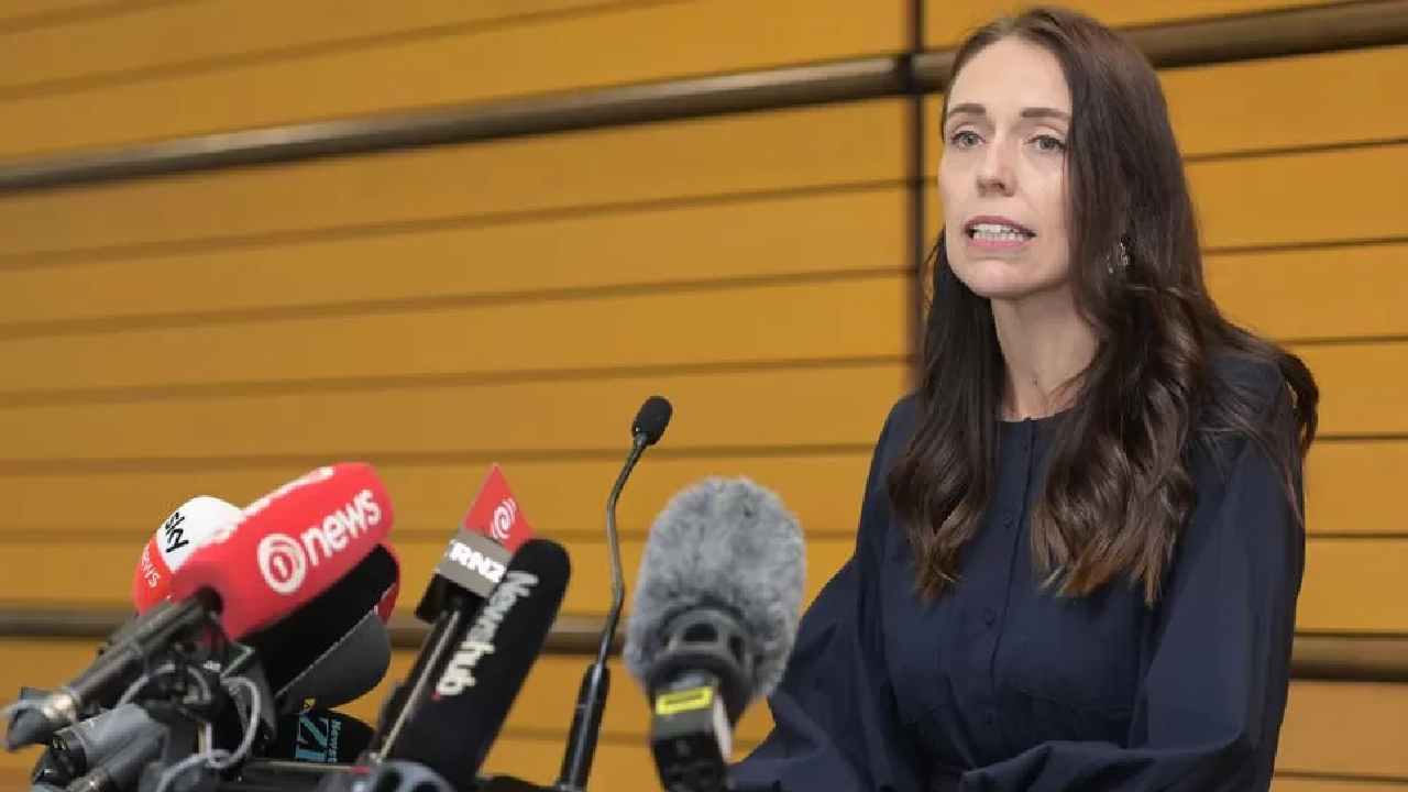 New Zealand PM: వచ్చే నెల రాజీనామా చేస్తాను: న్యూజిలాండ్ ప్రధాని సంచలన ప్రకటన