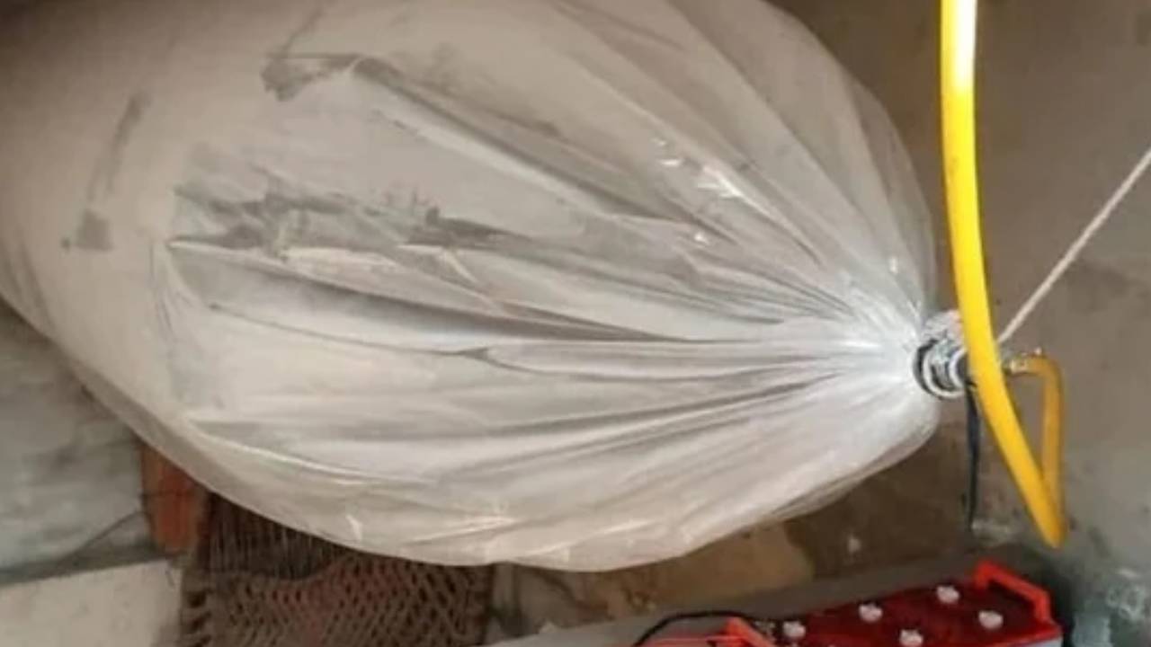 Pakistan Economic Crisis: ప్లాస్టిక్ కవర్లలో వంటగ్యాస్ నిల్వ.. పాక్‌లో దారుణ పరిస్థితులు.. వీడియోలు వైరల్