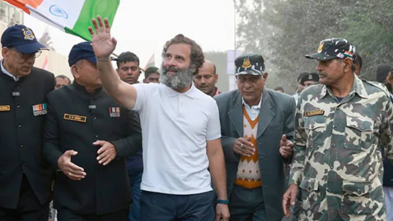 Rahul Gandhi Bharat Jodo Yatra: హర్యానాలో ఉత్సాహంగా రాహుల్ గాంధీ భారత్ జోడో యాత్ర.. ఫొటో గ్యాలరీ