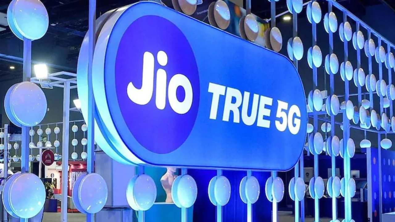 Reliance Jio 5G : దేశవ్యాప్తంగా 72 నగరాల్లో రిలయన్స్ జియో 5G సర్వీసులు.. ఇదిగో ఫుల్ లిస్టు మీకోసం.. మీ సిటీ ఉందేమో చెక్ చేసుకోండి!