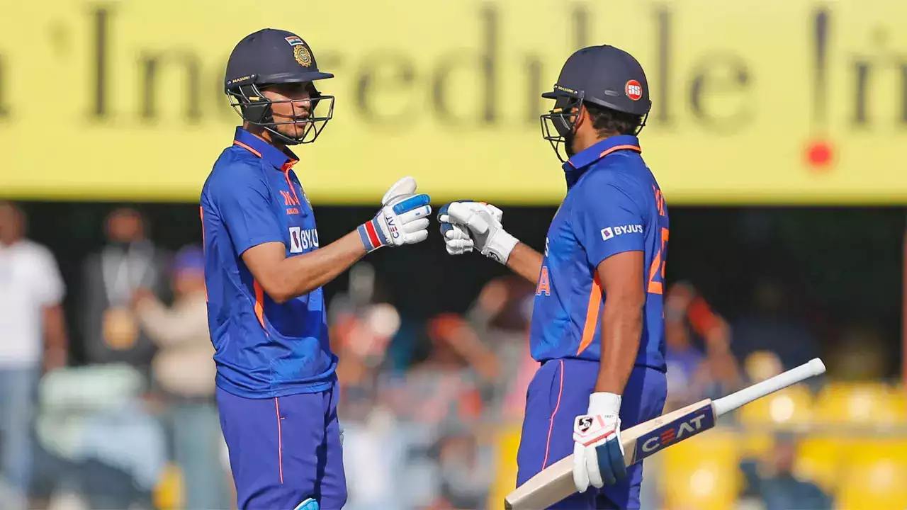 Rohit-Shubman Gill: సెంచరీలతో చెలరేగిన ఓపెనర్లు.. శతక్కొట్టిన రోహిత్, గిల్