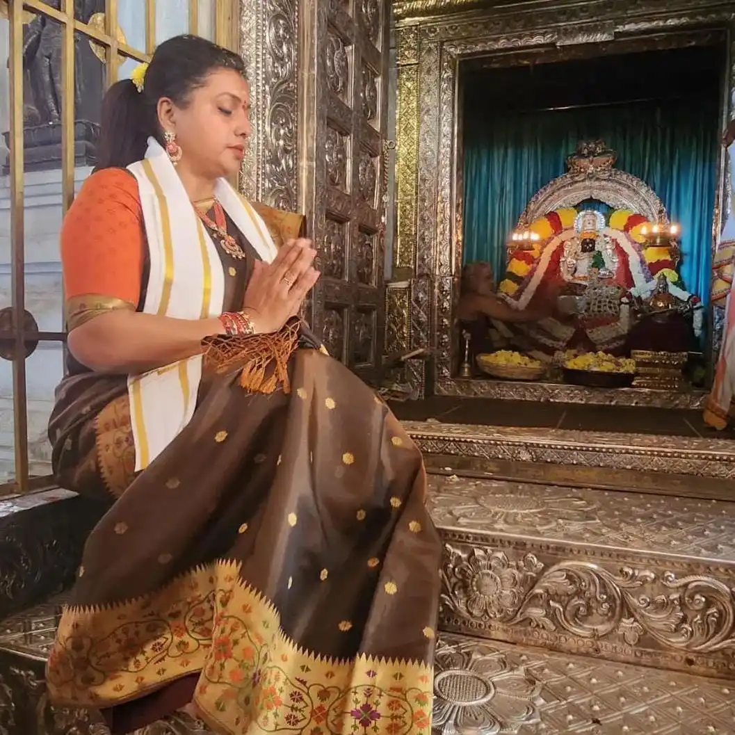 AP Minister Roja visited Visakha Sri Sarada Peetham