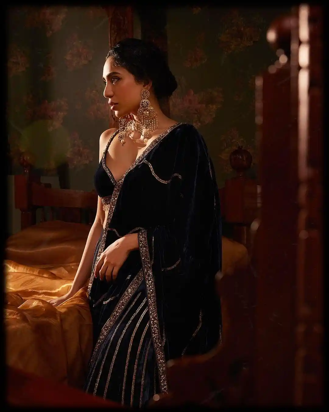 Sobitha Dhulipala Attracts With Trendy Looks