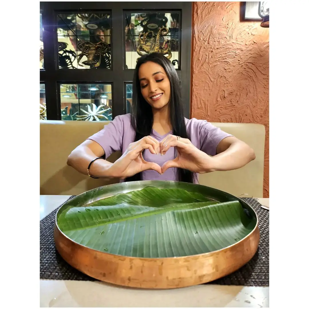 Srinidhi Shetty Hungry Poses