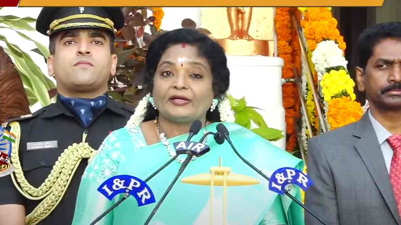 Tamilisai: తెలంగాణ అభివృద్ధి కోసం కృషి చేస్తా.. ప్రజాస్వామ్యాన్ని కాపాడుకుందాం: గవర్నర్ తమిళిసై