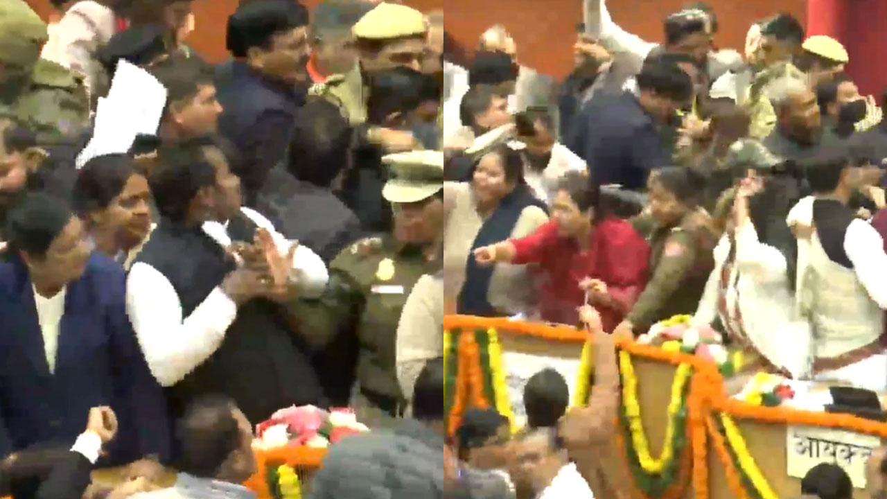 MCD Mayor Election: మున్సిపల్ మీటింగులో ఆప్, బీజేపీ మధ్య హైడ్రామా.. మేయర్ ఎన్నిక వాయిదా