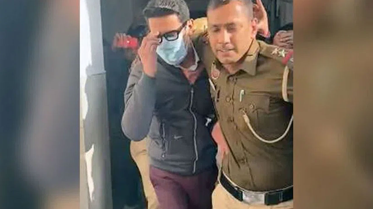 Shankar Mishra: విమానంలో మహిళపై మూత్ర విజర్జన చేసిన శంకర్ మిశ్రాపై ఎయిర్ ఇండియా 4 నెలల నిషేధం