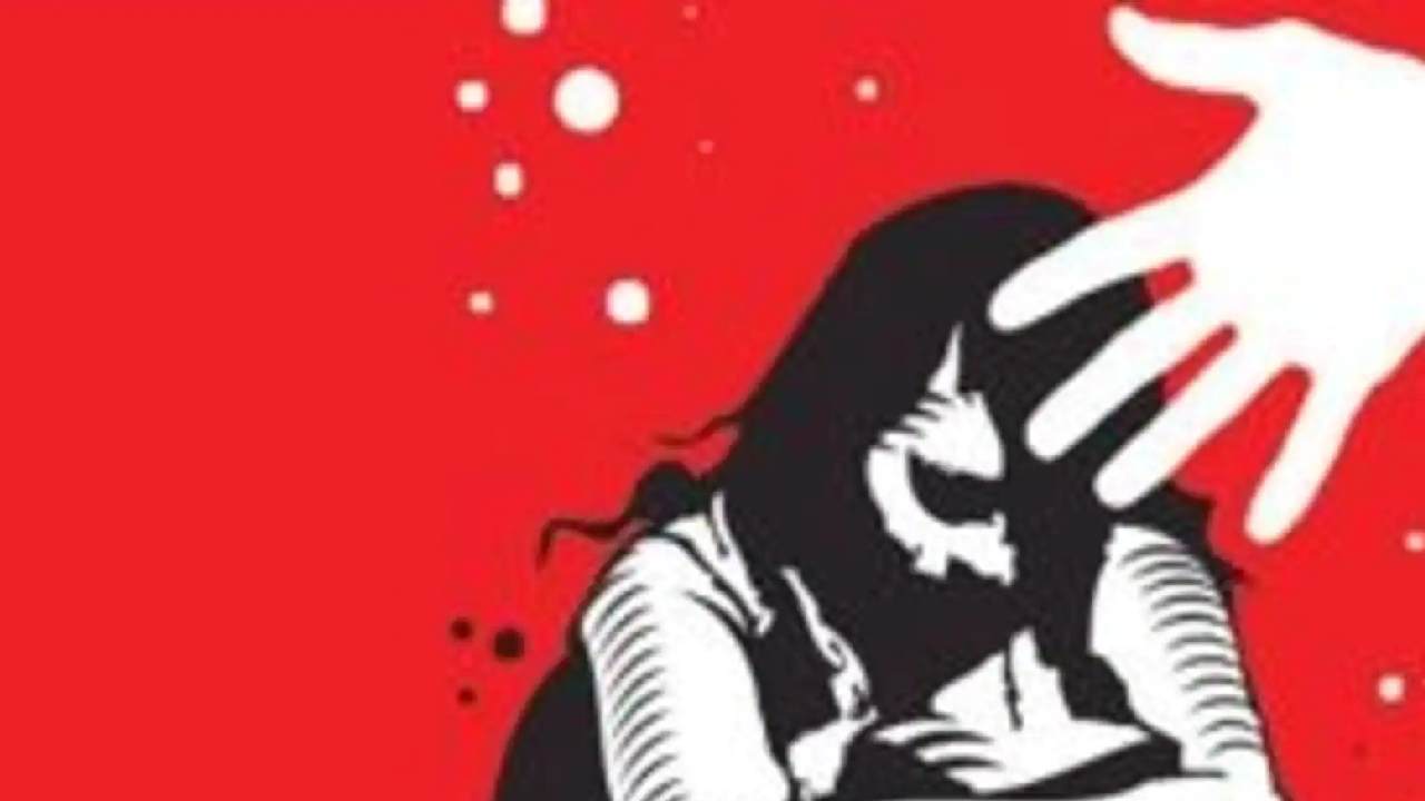 Uttar Pradesh: మతం మార్చుకోలేదని భర్త ఘాతుకం.. భార్యపై శారీరక వేధింపులు