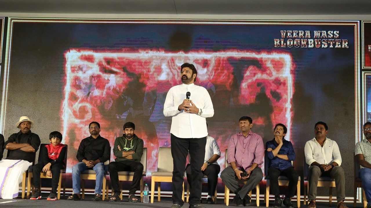 Veera Simha Reddy : సినిమా విషయంలో నేనొక సలహా ఇచ్చా.. ఇవాళ అదే హైలైట్ అయ్యింది.. బాలకృష్ణ!