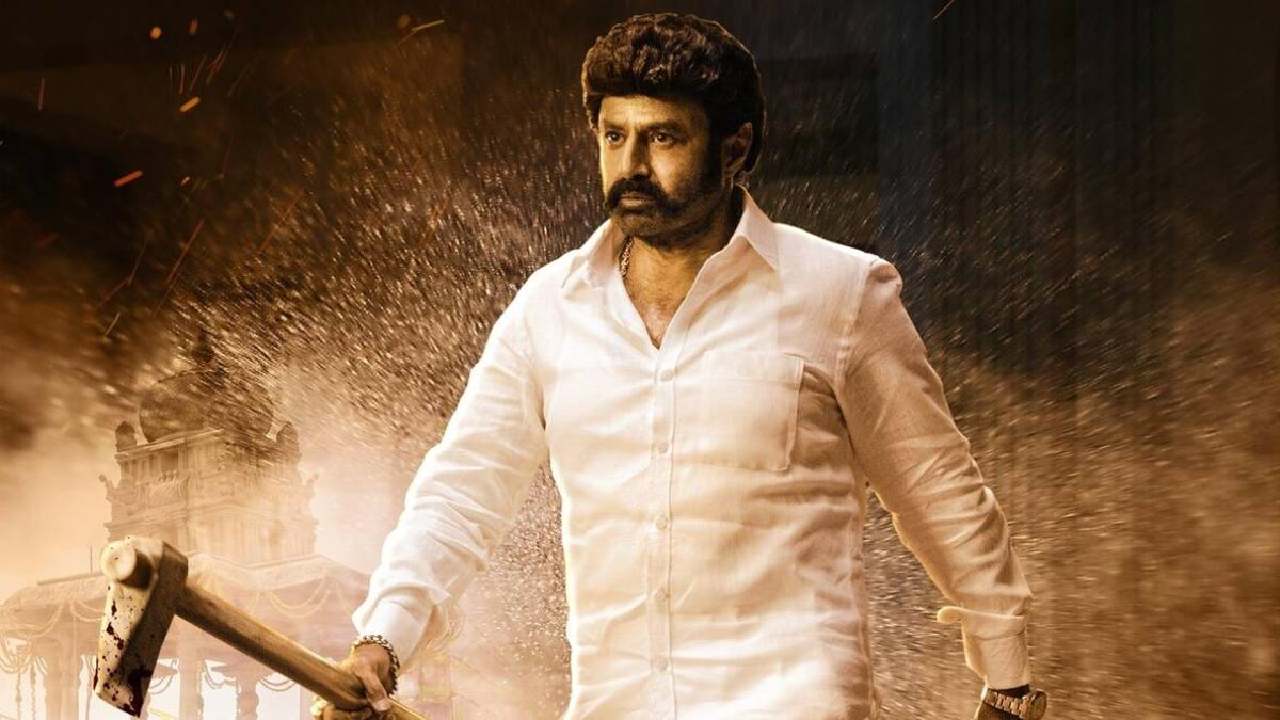 Veera Simha Reddy Review : బాలయ్య మార్క్ సినిమా.. యాక్షన్ ఎలేవేషన్‌లో బోయపాటిని మించిన గోపీచంద్..