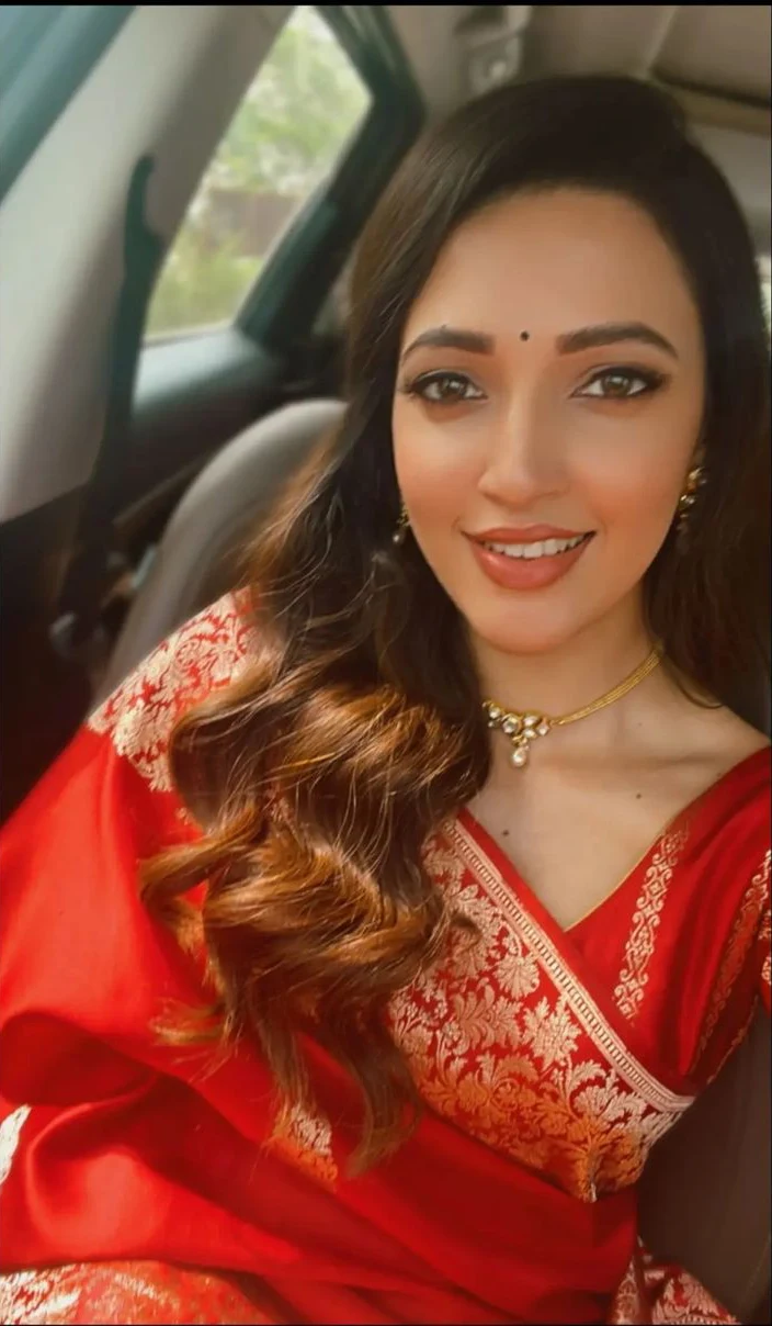 Neha Shetty latest photos in lucky shopping mall opening