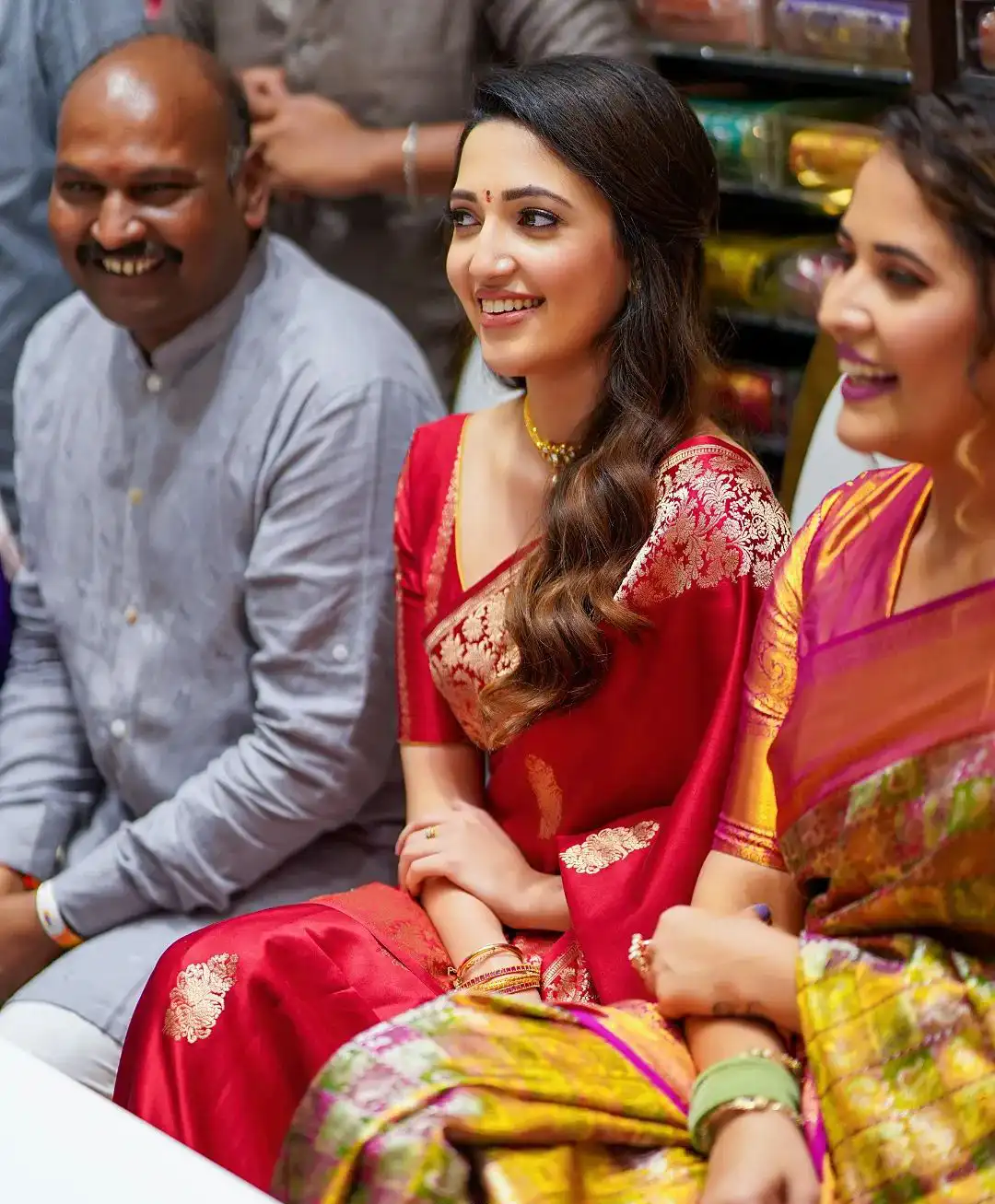 Neha Shetty latest photos in lucky shopping mall opening