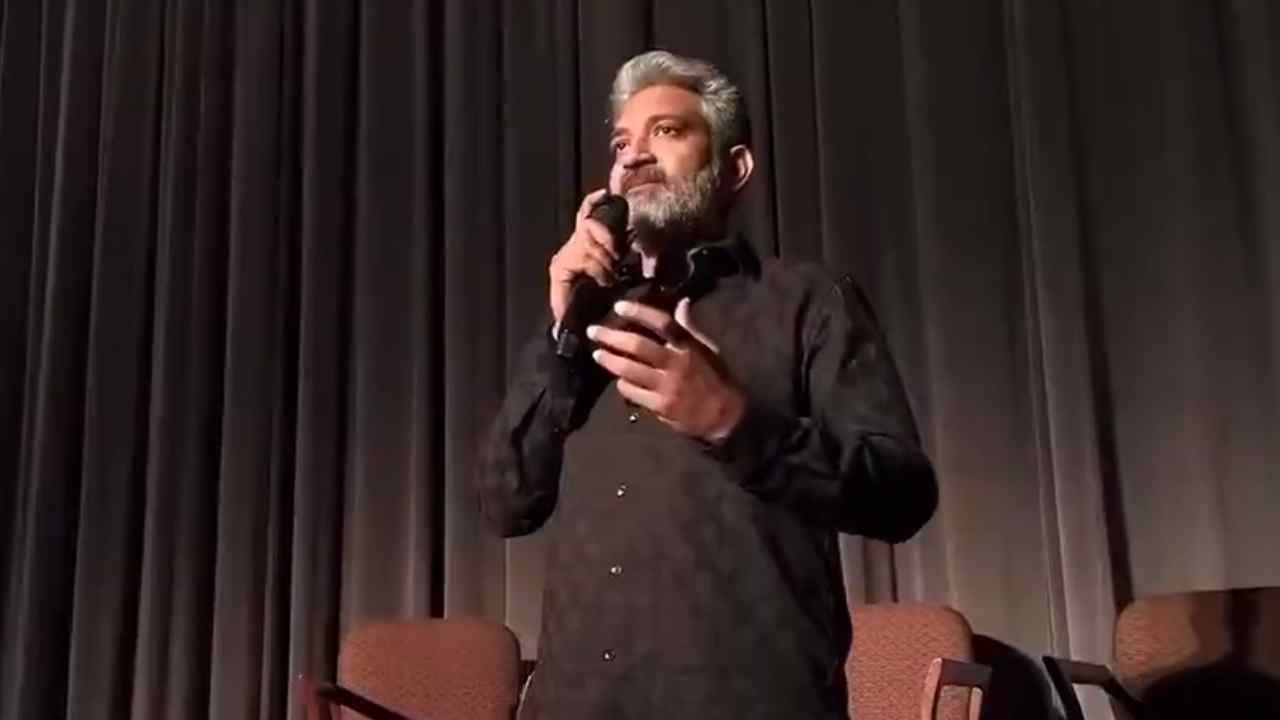 Rajamouli : RRR బాలీవుడ్ సినిమా కాదు, తెలుగు సినిమా.. అమెరికాలో గర్వంగా చెప్పిన రాజమౌళి..