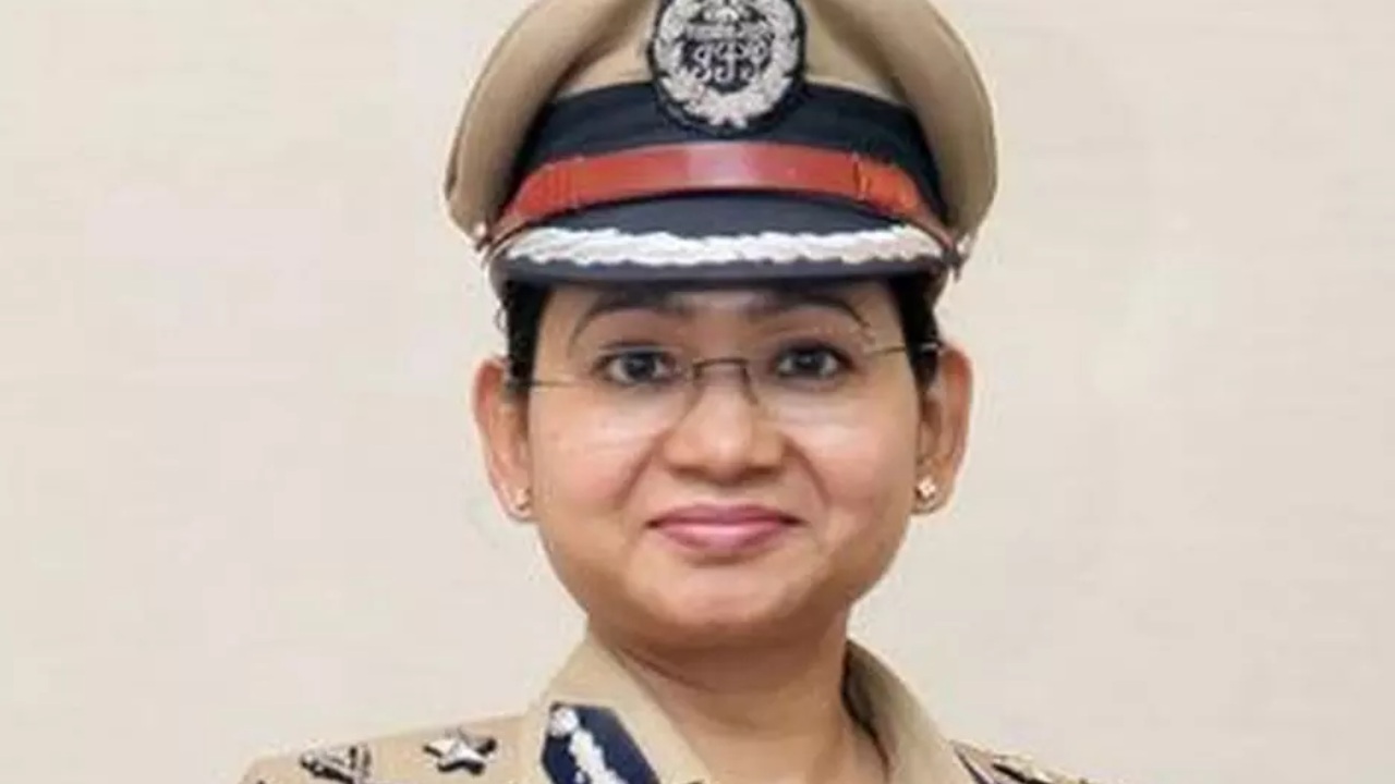 Swati Lakra : టీఎస్ఎస్ పీ బెటాలియన్స్ అదనపు డీజీగా స్వాతి లక్రా