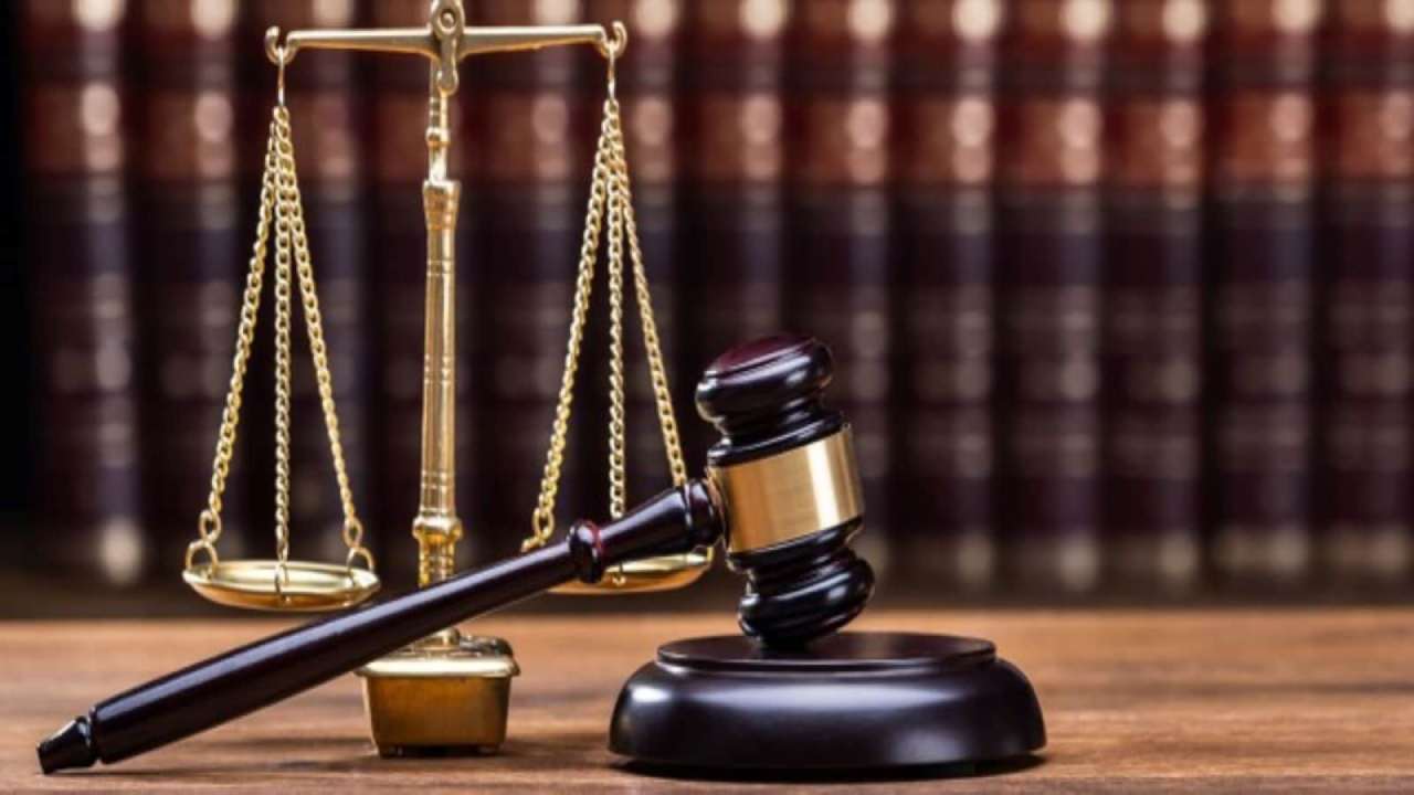 Andhra Pradesh: తల్లిదండ్రుల్ని నిర్లక్ష్యం చేసే పిల్లలకు గుణపాఠం.. వృద్ధురాలైన తల్లిని వేధిస్తున్న కొడుకు, కోడలికి జైలు శిక్ష