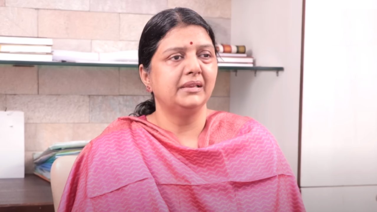 Bhanupriya : మెమరీ లాస్‌తో బాధపడుతున్న భానుప్రియ.. ఆమె ఇప్పుడు ఎలా ఉందో చూశారా?