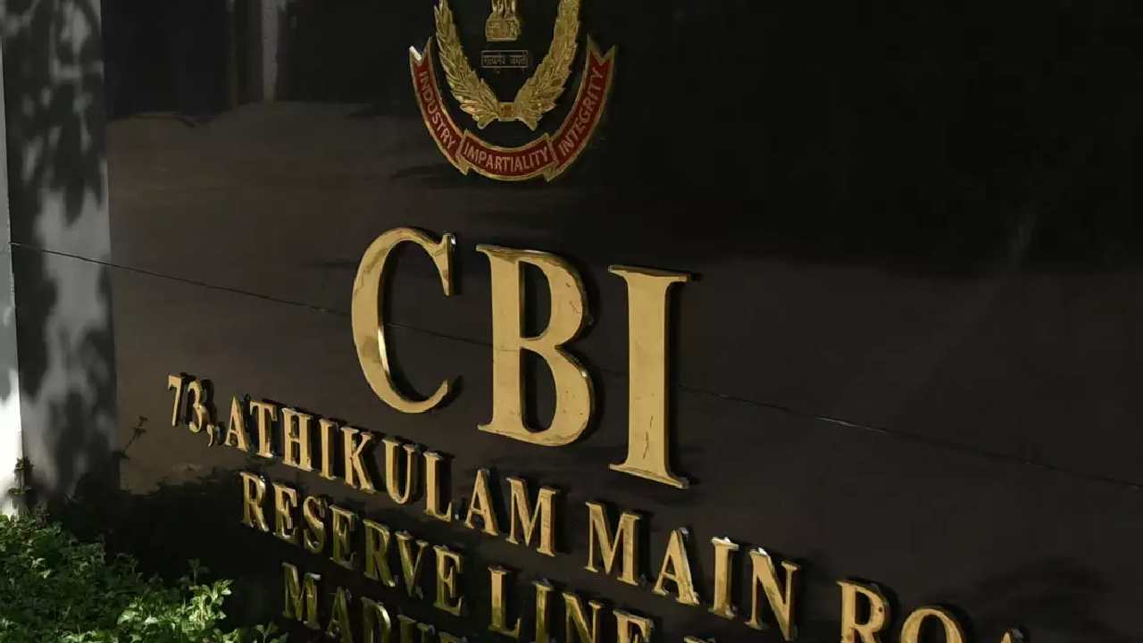 Delhi Liquor Scam: ఢిల్లీ లిక్కర్ స్కాంలో సీఏ గోరంట్ల బుచ్చిబాబును అరెస్టు చేసిన సీబీఐ