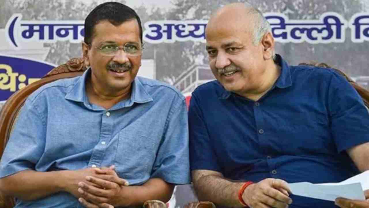 Delhi Liquor Policy: మనీశ్ సిసోడియాను సీబీఐ అరెస్ట్ చేస్తుందా..? ఢిల్లీ సీఎం కేజ్రీవాల్ ఆసక్తికర ట్వీట్ .. తన అభిప్రాయాన్ని తెలిపిన సిసోడియా..