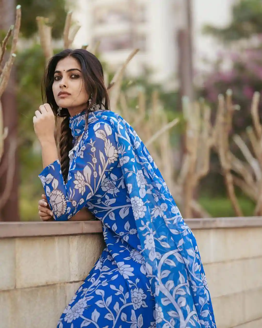 Divi Vadthya post photos in Punjabi Dress after a long time