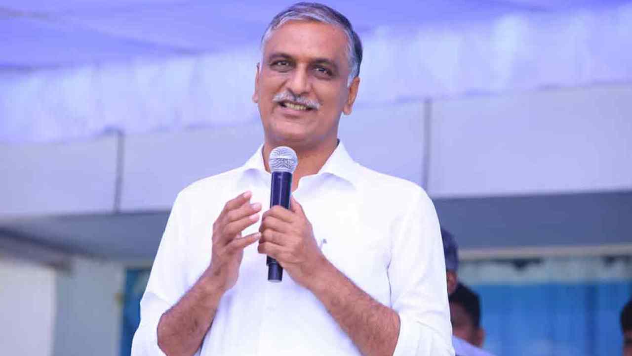 Minister Harish Rao: ఈటల వ్యాఖ్యలను గుర్తు చేస్తూ నిర్మలా సీతారామన్ కు మంత్రి హరీశ్ రావు ట్వీట్