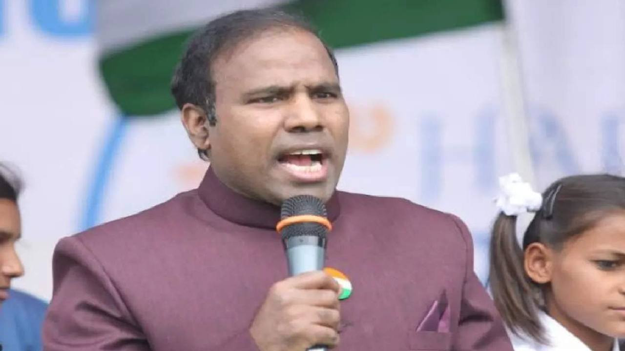 KA Paul: తెలంగాణలో అవినీతిపై కేసీఆర్ నాతో చర్చకు రావాలి: కేఏ పాల్