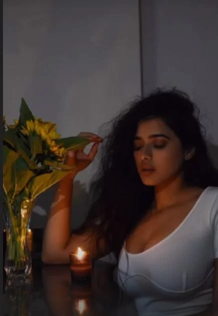 Ketika Sharma Latest Photoshoot with White top in Dark mode goes viral