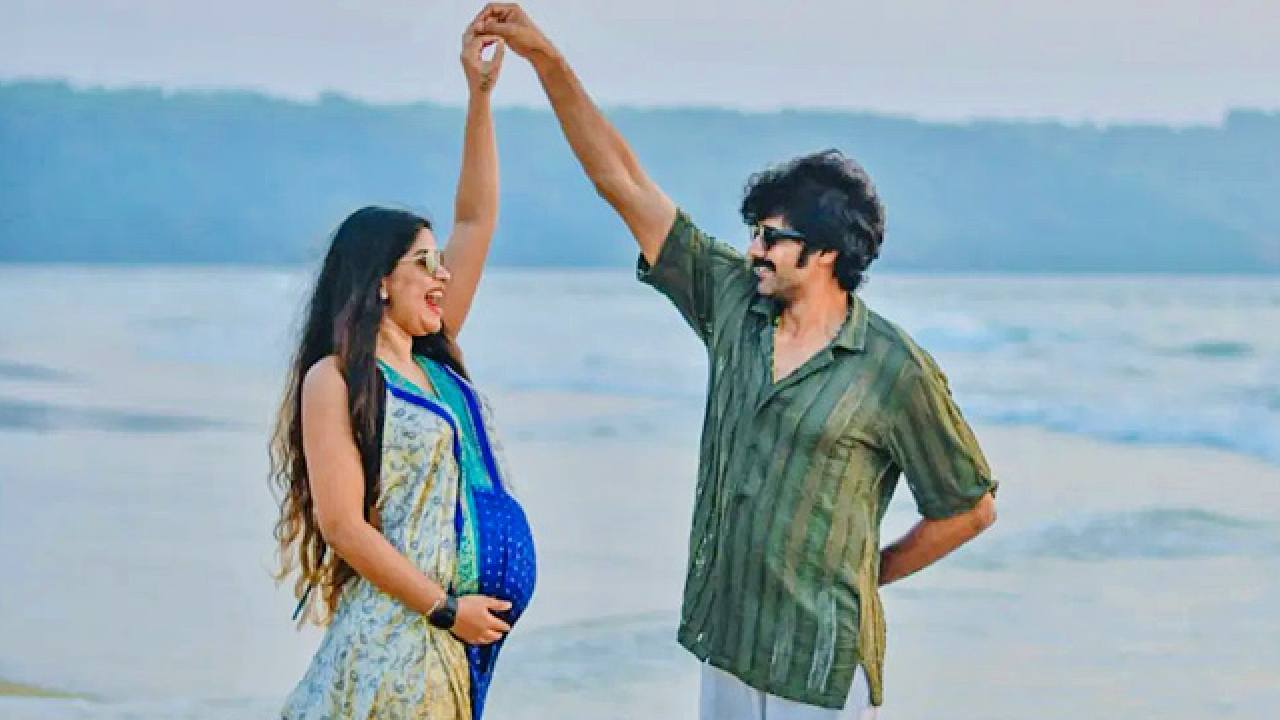 Naveen Chandra: తండ్రి కాబోతున్న టాలీవుడ్ హీరో.. బేబీ మూన్ అంటూ ట్వీట్!
