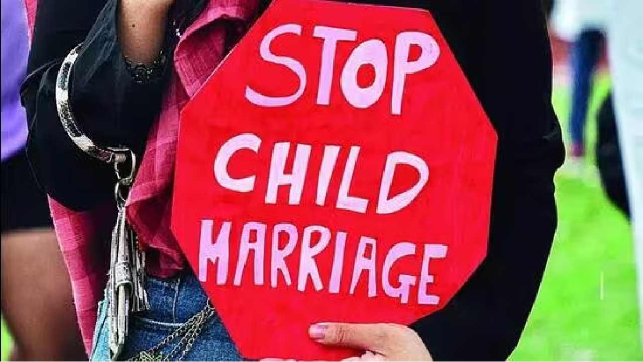 Assam’s child marriage: బాల్య వివాహాలు చేసుకున్న వేలాది మంది భ‌ర్త‌ల అరెస్టు.. నిర‌స‌న‌కు దిగిన‌ భార్య‌లు
