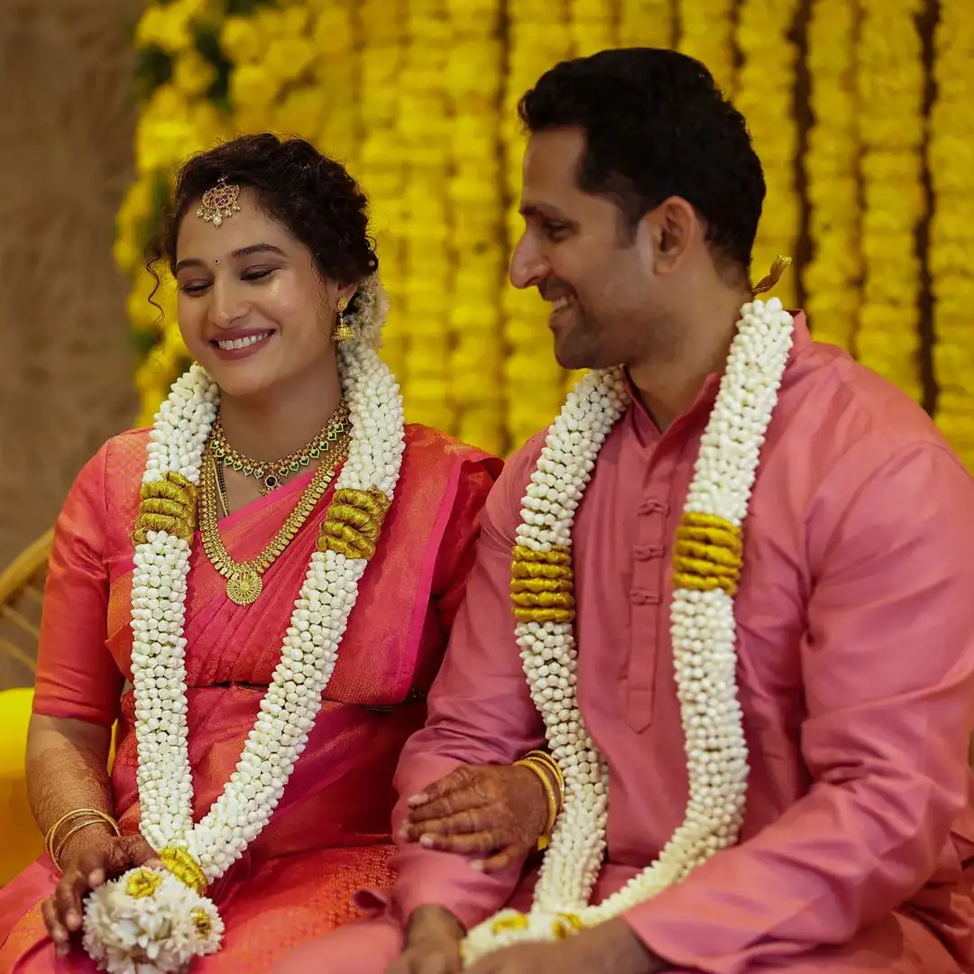 Pooja Ramachandran baby shower photos