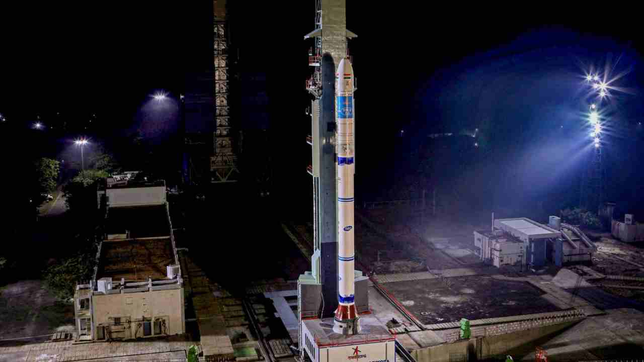SSLV-D2: నింగిలోకి దూసుకెళ్లనున్న ఎస్‌ఎస్‌ఎల్‌వీ -డీ2.. ప్రయోగానికి సర్వం సిద్ధం