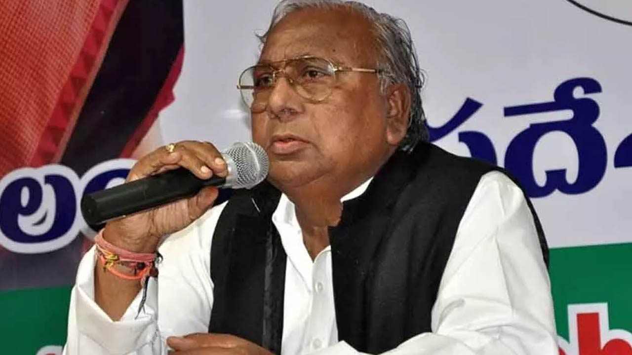 V Hanumantha Rao: మోదీ పాలన నియంతను తలపిస్తోంది.. మీడియాపై దాడులు సరికాదు: వీహెచ్